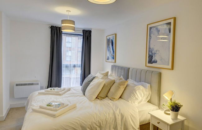 Lovely Flat in Kiln Close With Free Parking - Photo 50