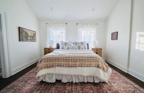 Near Ft Moore Ft Benning and CSU Restored Historic Home - Foto 53