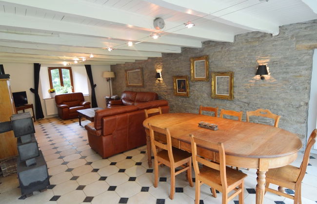 Peaceful Holiday Home With Garden in Fauvillers Belgium - Foto 26