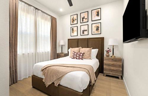 2Linkd Homes | 9BR•All Private Baths | Pool |Gated - Foto 13