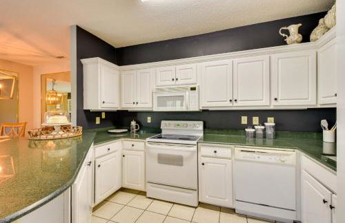 Balcony and Golf Course View! Condo at Kingwood - Foto 12