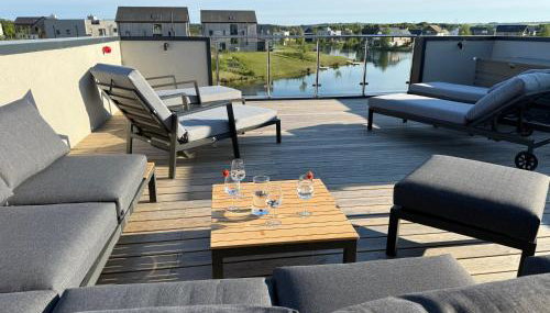 Still Waters - Luxury Lakeside Retreat with Hot Tub - Foto 5