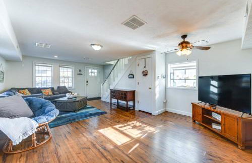 Adorable Cottage Fire Pit, Walk to Colonial Beach - Foto 6