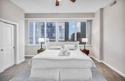 SkyTower 2BD | Parking Available | Downtown - Photo 33