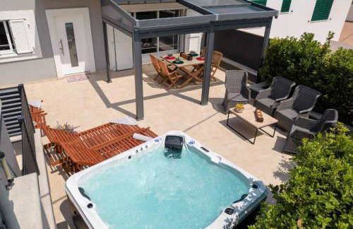 MY DALMATIA - Beach house Festini with private jacuzzi & sea view - Foto 5