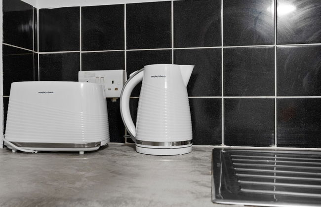 High Wycombe Apartments - Photo 20