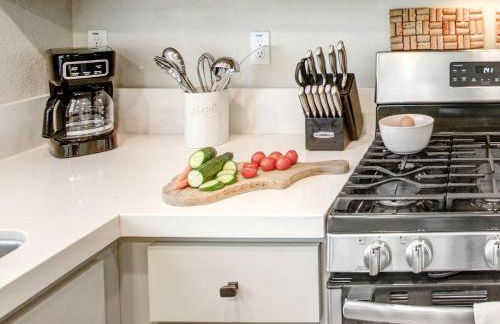 Game Night Meets Wine Country Elegance - Foto 28