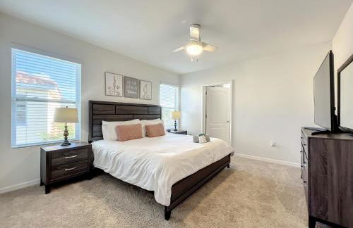 Solterra Resort Davenport FL Clubhouse Area - 7 Bedroom 6 Bath Home with Private Pool Spa - Lazy River 20 min from Disney - Foto 33