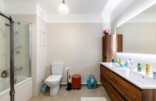 GuestReady - Chic cocoon with a balcony - Foto 17