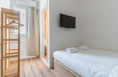 Charmingly renovated -2Bdrs 2Baths -Atocha - Photo 13