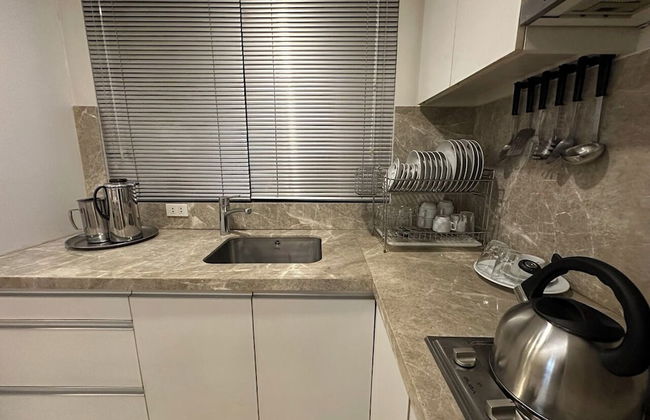 Amorsolo Mansion - Foto 11