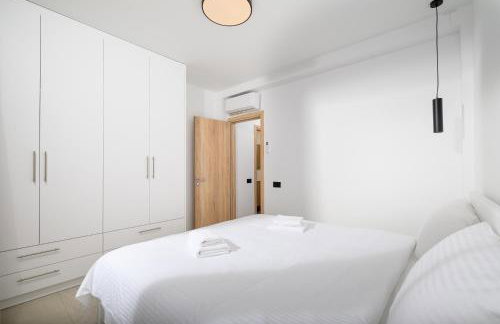 Petrus Luxury Villas in Old Hersonissos - 3 Bedrooms & 3 Bathrooms - Foto 62