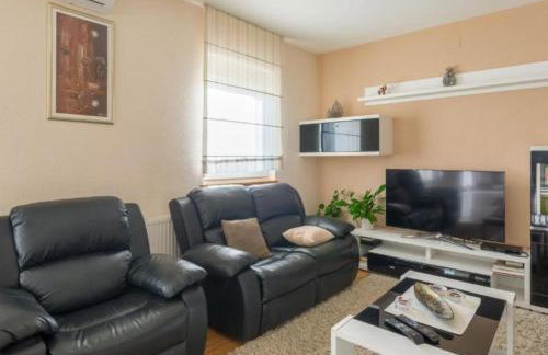 Six Bedroom Holiday House With Pool - Foto 24