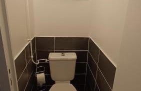 Charmante Maison de Village T3 Rénovée et son Jardin - Foto 8