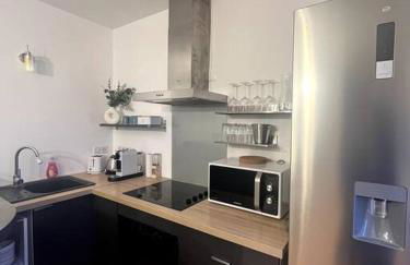 WonderSuite appartement - centre ville avec parking couvert -15mn de Paris et 10 mn de Stade de France, wifi, Netflix - Foto 7
