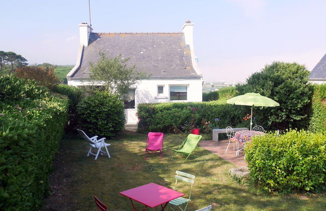 Holiday Home in Ploudalmyzeau - Photo 15