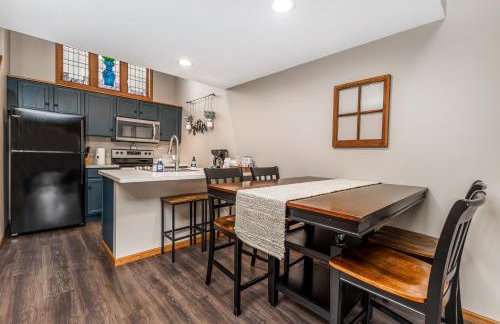 Cozy at Creekwood Getaway - Foto 18