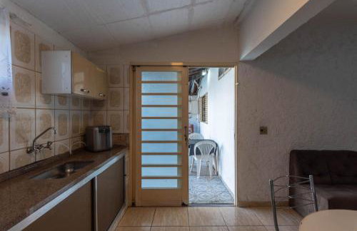 Casa com Piscina e Churrasqueira no Parque Fehr - Foto 12