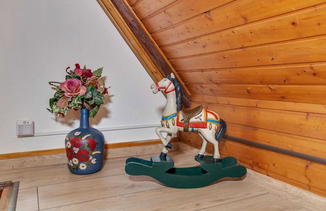 Rustic Holiday Home With Balcony - Foto 22