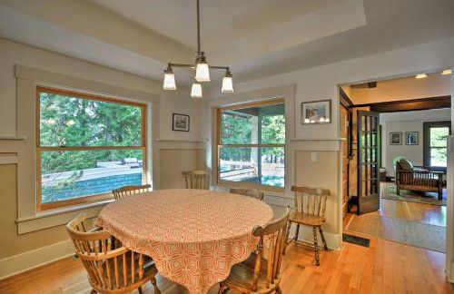 Lopez Island Hideaway with Coastal Views and Deck! - Foto 7