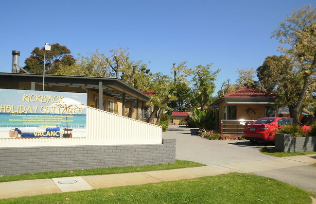 Kickback Cottages - Photo 58