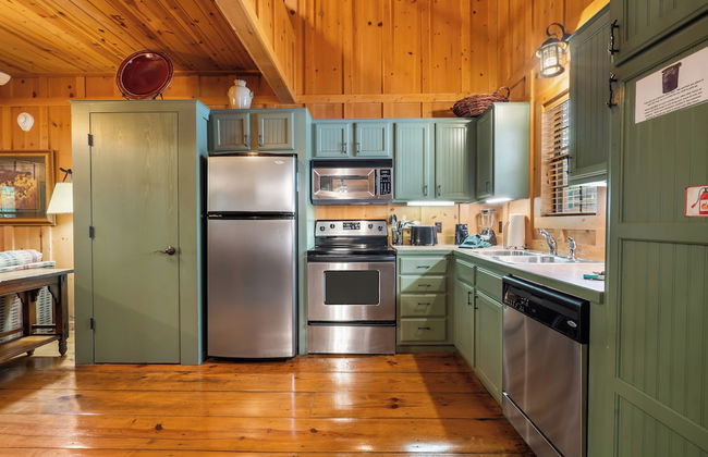 Cabins at Green Mountain - Photo 17