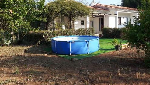 2-beds, Sleeps 4, 10 min Drive to Central Coimbra - Foto 4, Garden