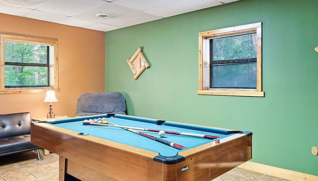 Firepit I Between Pigeon Forge Gatlinburg I Hottub - Foto 5, Habitación