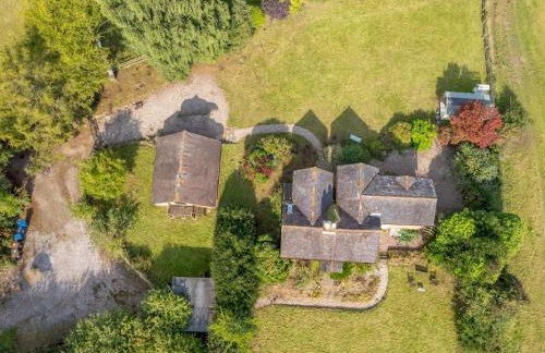 Charming 17th Cent Secluded Country Cottage Garden - Pass the Keys - Photo 13