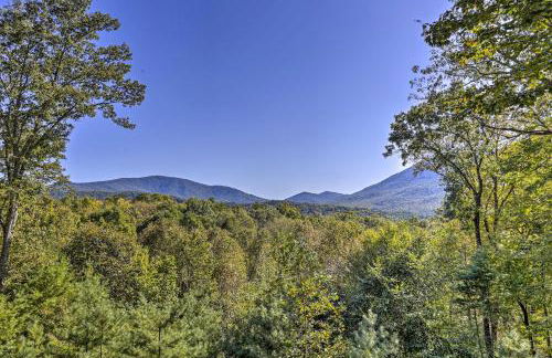 Lovely Log Cabin and Bunkhouse with Views and Yard! - Foto 31