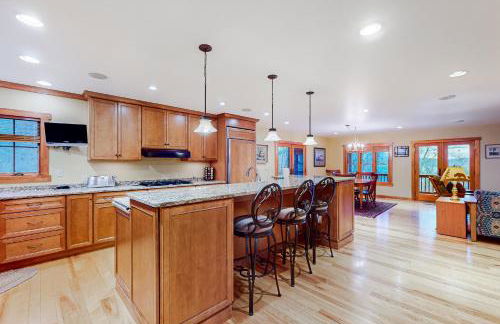 Up The Hill - Photo 10