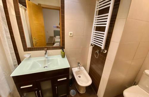 Amplio apartamento 2 Dormitorios 4Pax Decoración moderna - Foto 12