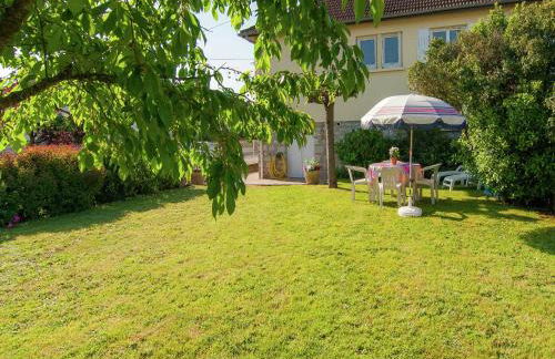 Cozy Garden Retreat Malemort - Foto 15