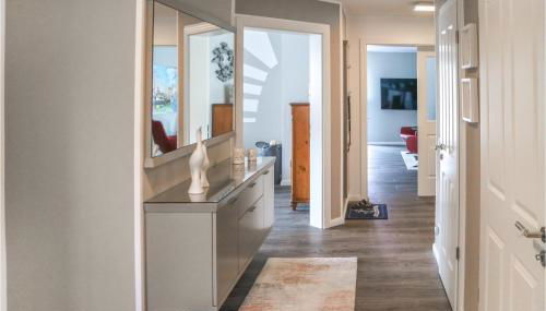 Gorgeous Apartment In Elmenhorst - Foto 5