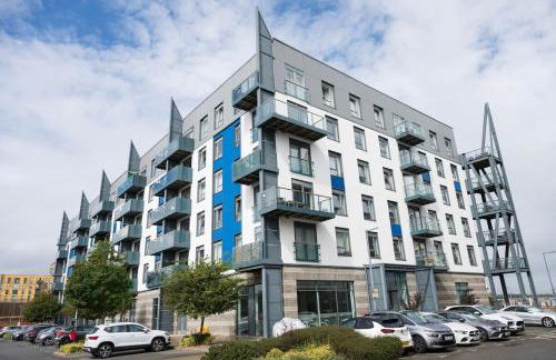 Modern 1BR Apt - Sleeps 4 - Parking - Balcony - Foto 28