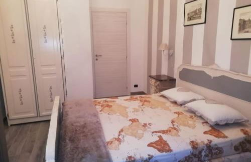 CASA FREJUS . COMODO AL CENTRO E AL POLITECNICO BUS 33 E 42 - Foto 1