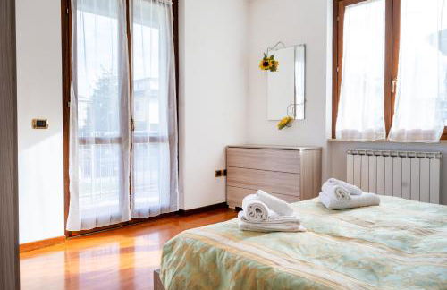 GuestHost - Casa del Giardino Apt with Shared Patio - Photo 25