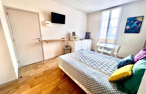 Beau Studio 2 en Centre Ville de Niort au calme proche Gare - Foto 9