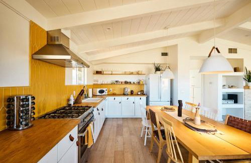 Desert Oasis Hot Tub, Sauna, Pool, Walk to Pappys - Foto 16