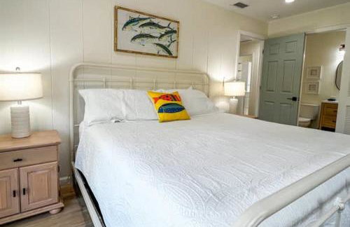 Mayberry on Bayberry Private pool Sleeps 10 - Foto 26