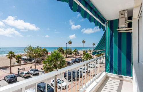 RgHost-Apartamento España en Paseo Marítimo - Foto 12