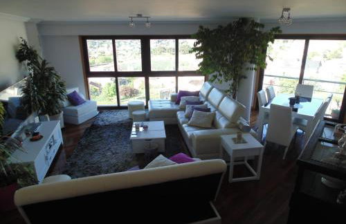 Duplex grandes cristaleras impresionantes vistas - Foto 1