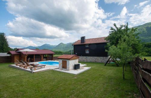 Nina Holiday Home with a heated pool - Photo 3