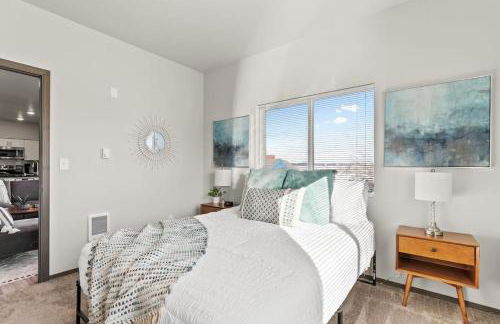 Very New 2 Bed 2 Bath Near DT and Perry District - Foto 6