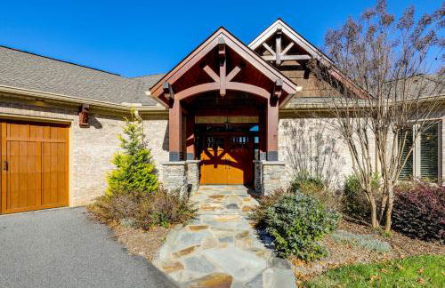 Lakefront Haven with Hot Tub and Game Room in Hickory! - Foto 42