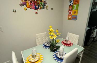 Mario, Disney & not themed Loft Universal Studios 10min loft apartment - Foto 17