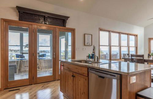 Fall Colors Getaway Walk to Downtown & Ferry - Foto 13