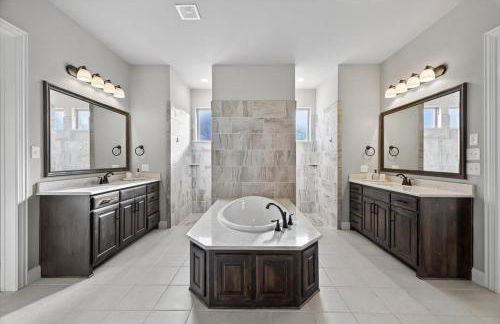 Midlothian Masterpiece with 5 Bedrooms - Foto 29