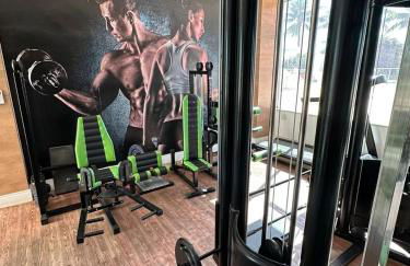 Apartamento com piscina a poucos passos da praia - Foto 14