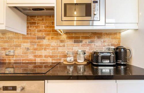 Central, Bright 2 Bed Flat - Pool & Sauna - Foto 30